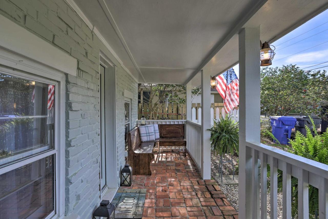 Coastal, Walkable Home In Historic Southport! Extérieur photo
